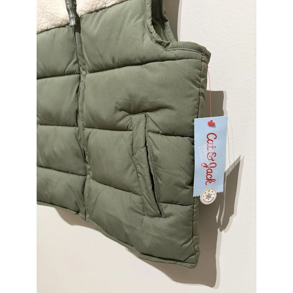 Cat & Jack Kids Green Sherpa Puffer Vest Size S 6/7 Colorblock Quilted Full Zip